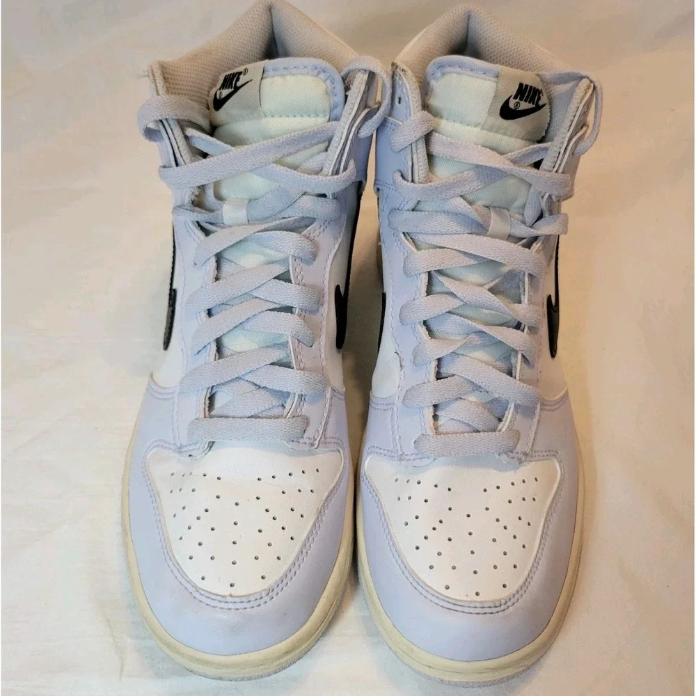 Nike Dunk High Aluminum DB2179-110 Size Boys‎ 7Y / Women Size 8.5 Pre-owned